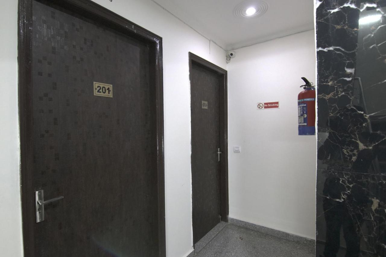 Fabhotel Airport Avalon Near Igi Airport New Delhi Exterior photo