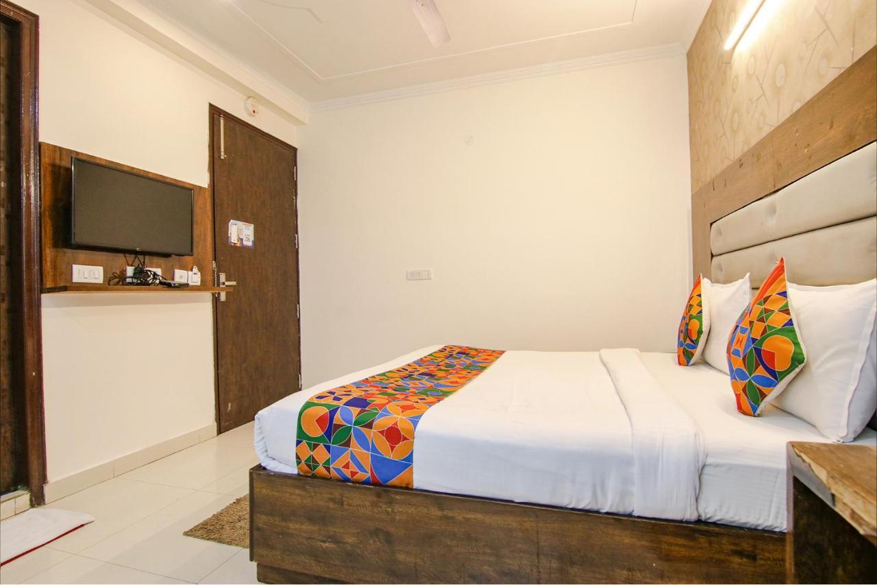 Fabhotel Airport Avalon Near Igi Airport New Delhi Exterior photo